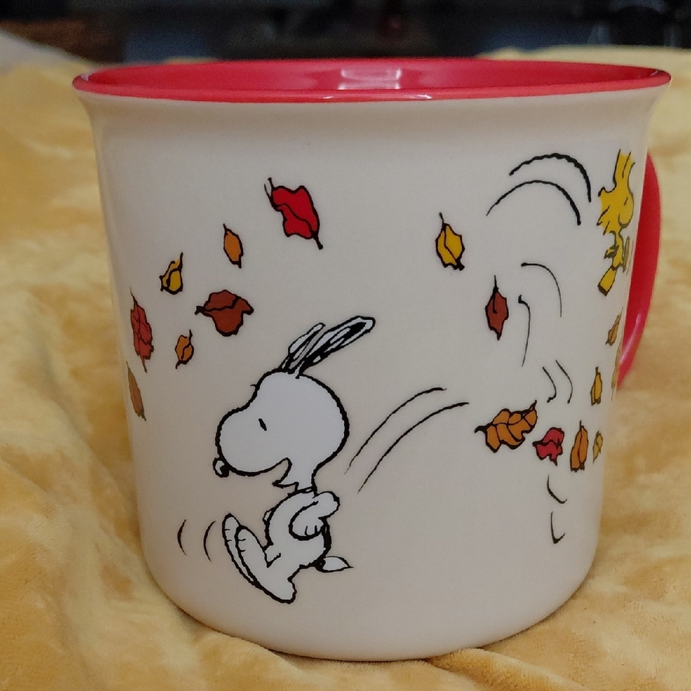 Snoopy Autumn Leaves Mug Give Thanks